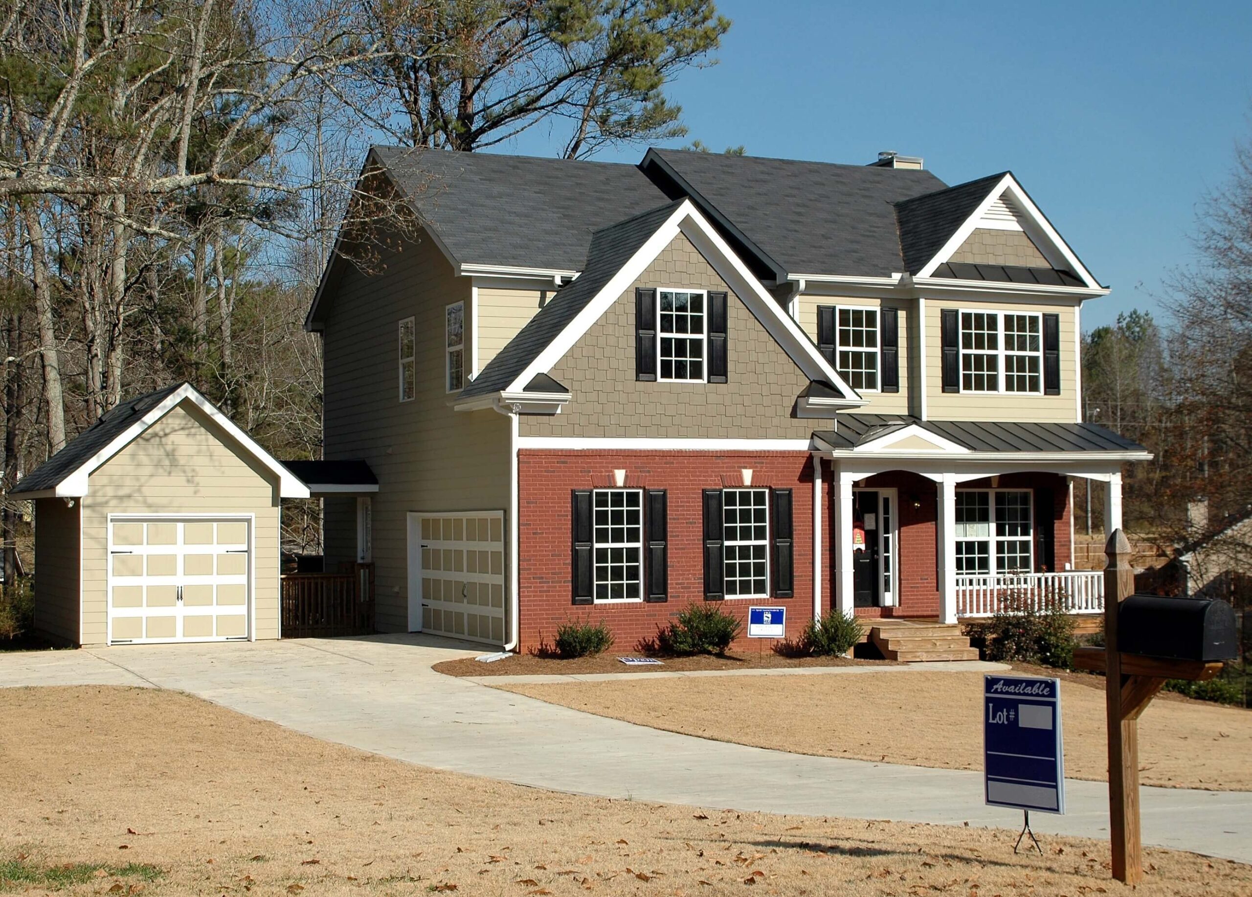 Should Sober Livings Rent or Buy a House?