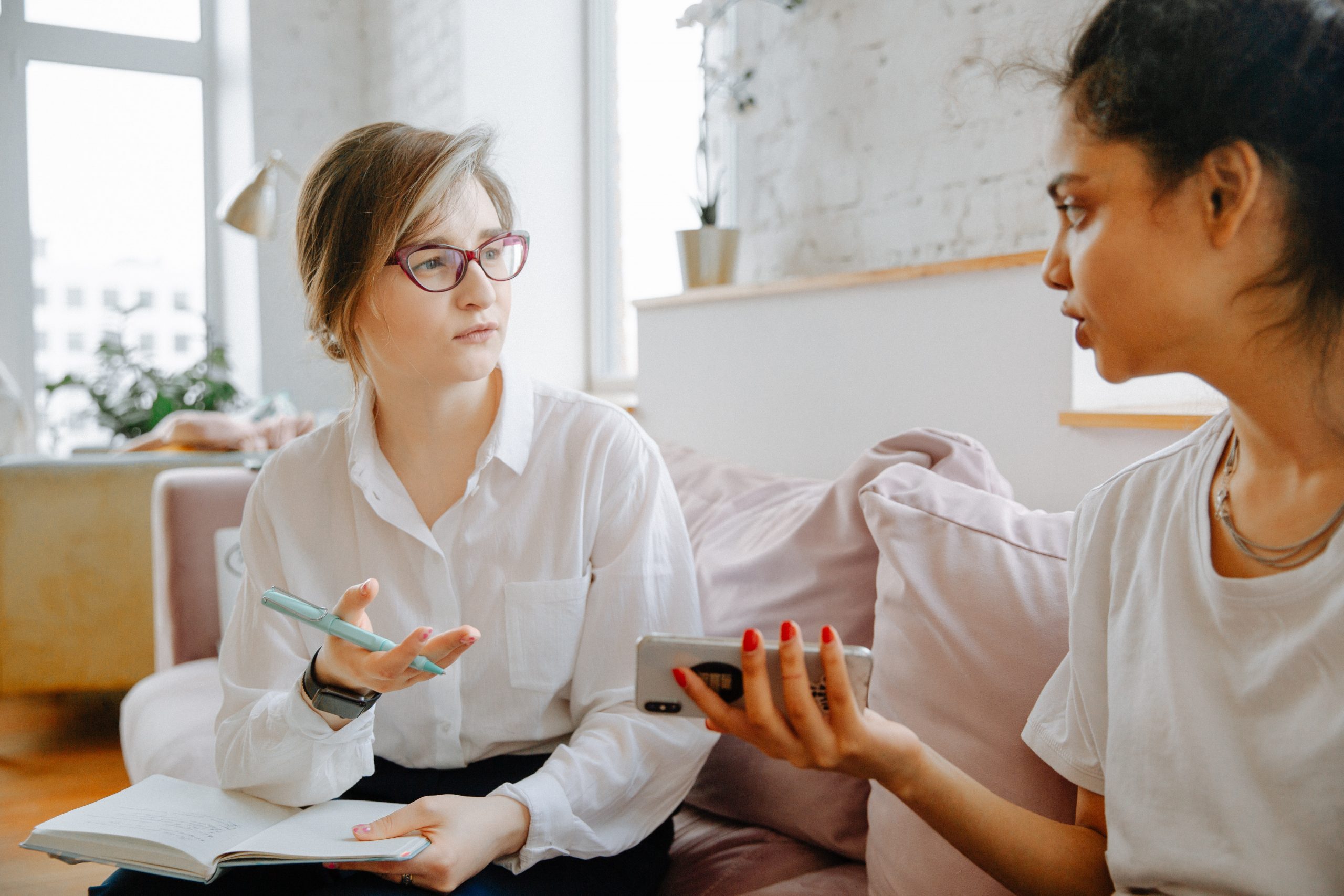 How treatment centers use One Step to successfully engage alumni and continue to provide them with support