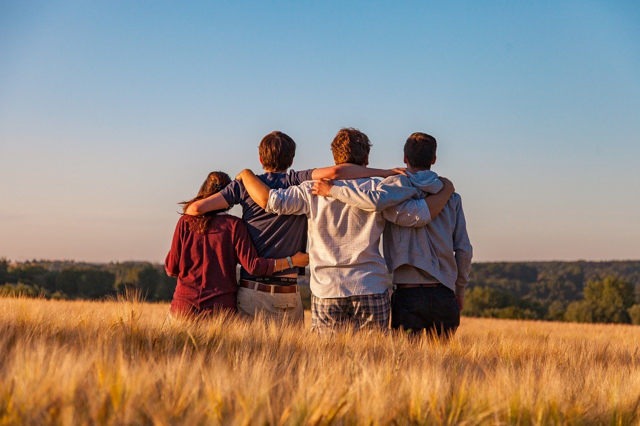 Keep your Alumni Patients engaged and boost Referrals